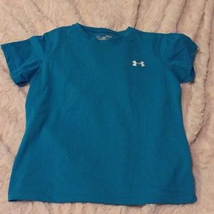 blue under armour shirt💙